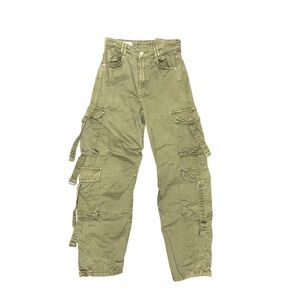 Zara cargo pants 🪖🎖️
